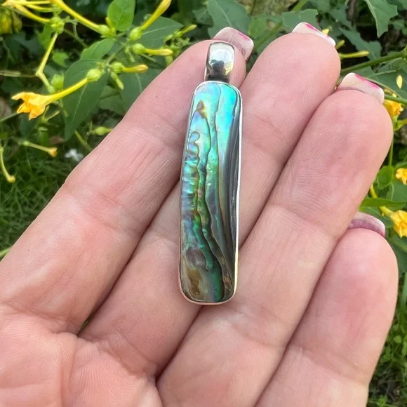 Vintage Sterling Silver Elongated Abalone Shell Pendant - Picture 7 of 16